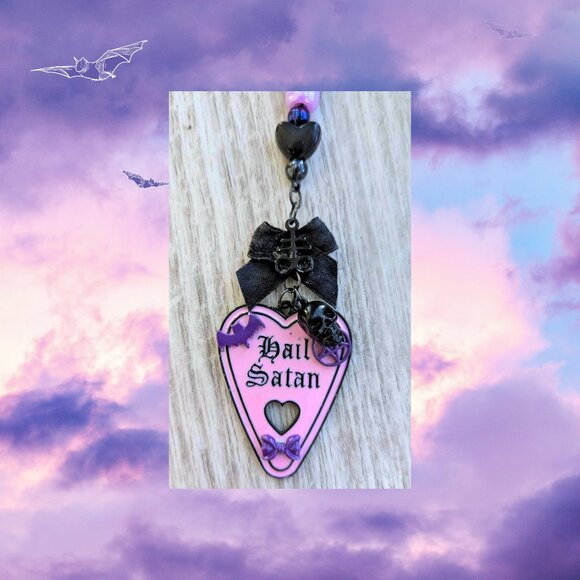 "Hail Satan" Pastel Goth Ouija Planchette Kandi Keychain (Handmade) - Picture 2 of 4